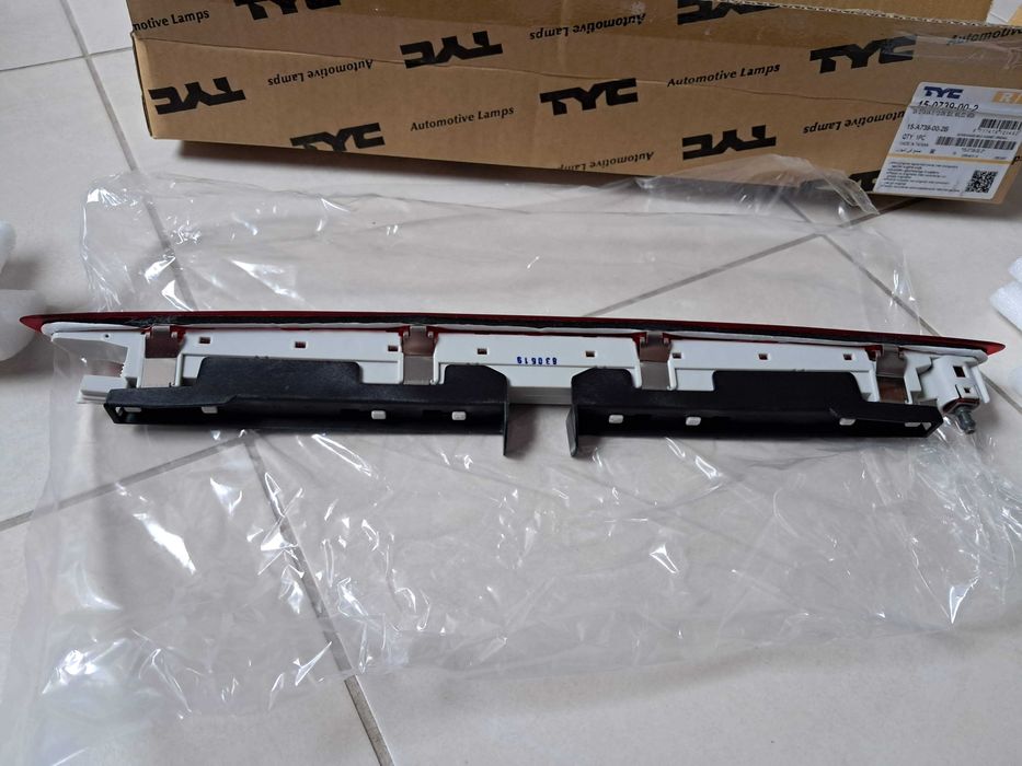 Lampa frana spate centru - stop suplimentar 5E9945097 Skoda, VW, [VAG]