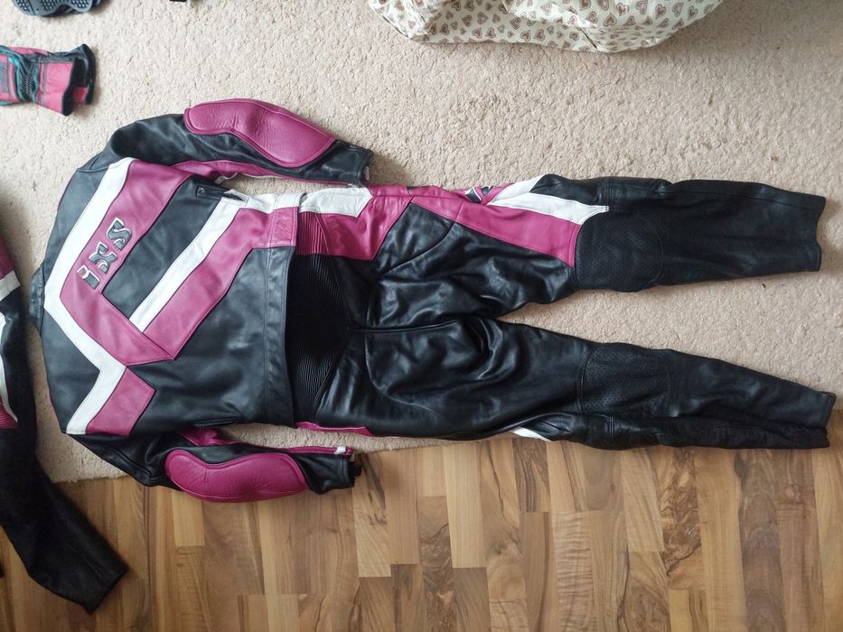 Costum moto IXS din 2 piese,geaca si pantaloni,marime 52