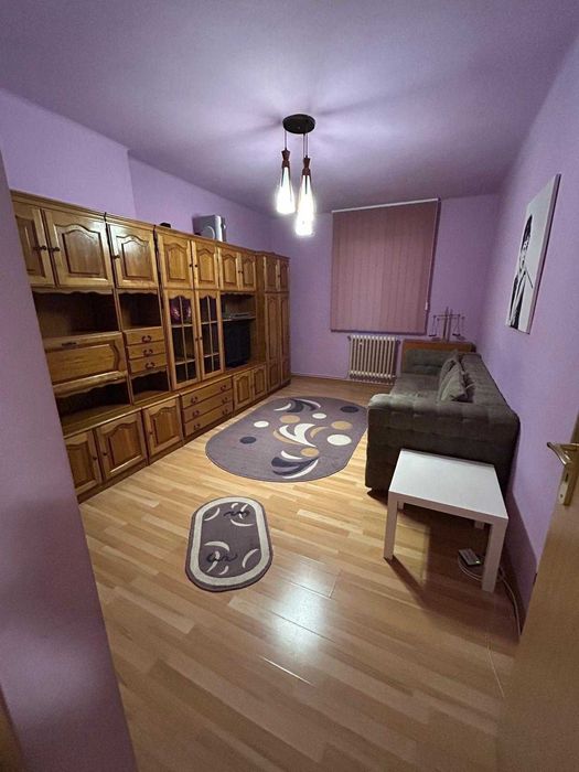 Închiriez apartament in OM 50 m2 parter înalt