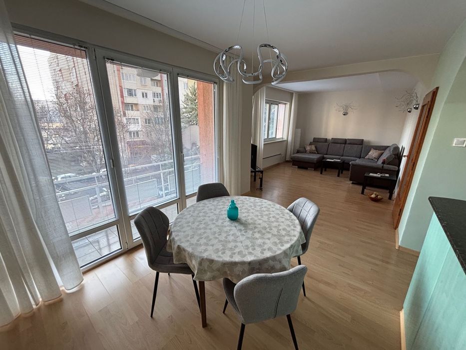 Дава се под наем Тристаен апартамент в София, Стрелбище - 110 кв.м за 730 € - Снимка #6