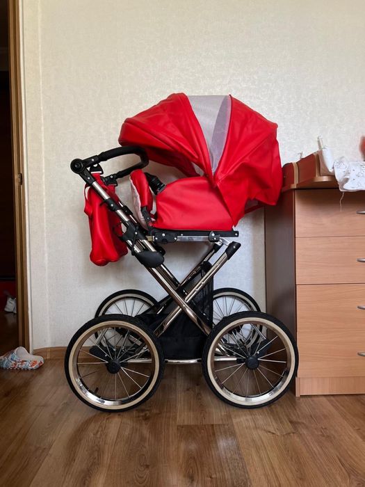 Коляска 2 в 1 люлька + прогулочный блок