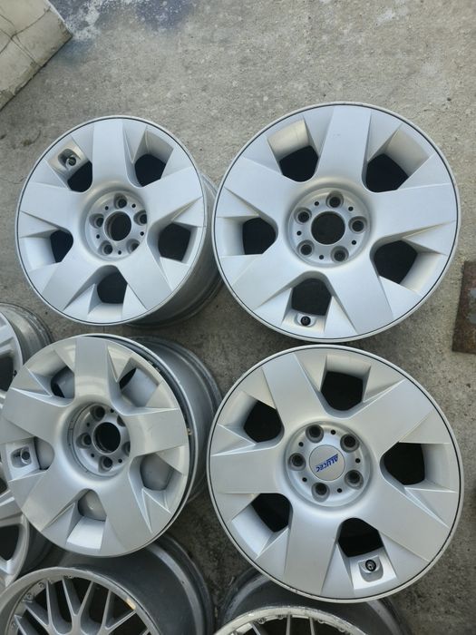 BMW 17" 5x120 BMW