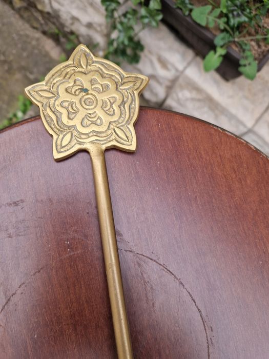 Антикварна английска бронзова обувалка