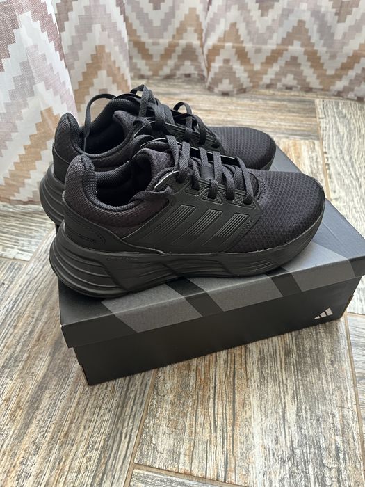 Кроссовки Addidas 36 размер