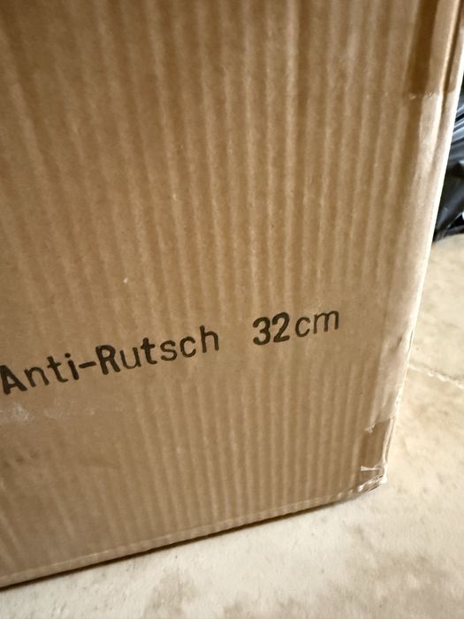 Детски дървени закачалки