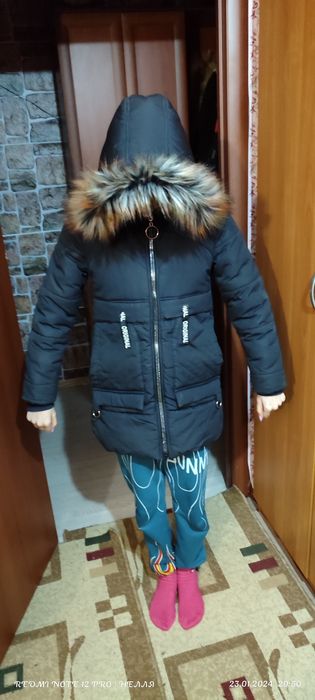 Куртка на девочку подростка