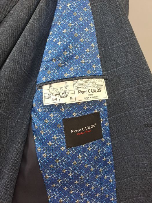 Костюм мужской...