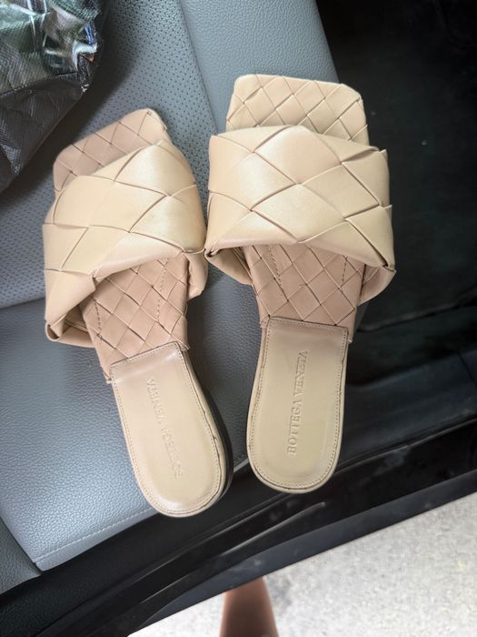 Чехли Bottega veneta