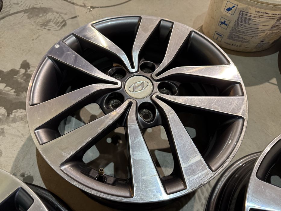 Set Jante aliaj originale R16 Hyundai i30 52910-G4200