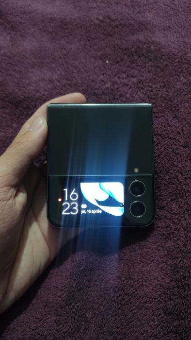 Samsung z flip 4