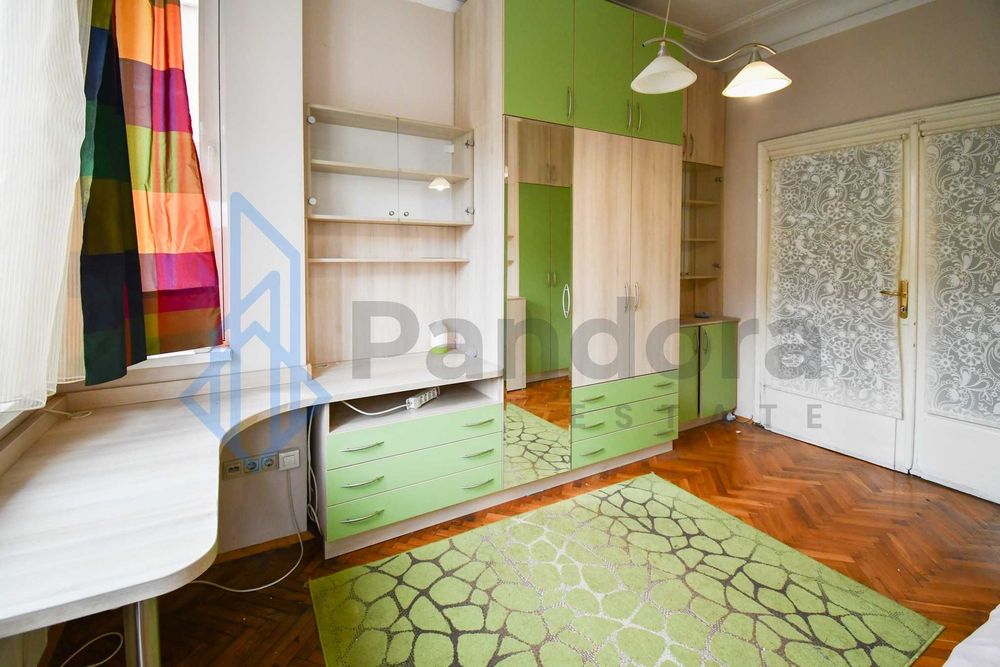 Дава се под наем Четиристаен апартамент в София, Център - 140 кв.м за 612 € - Снимка #6