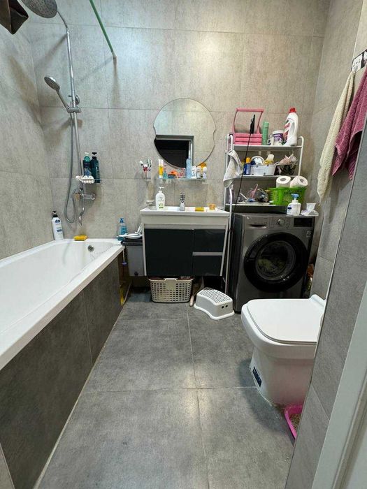 м.Минг Урик, музей искусств 3/2/3  72 м²