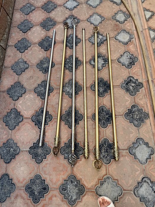 Арзан бағада жақсы қолданылған темір карниздер бар