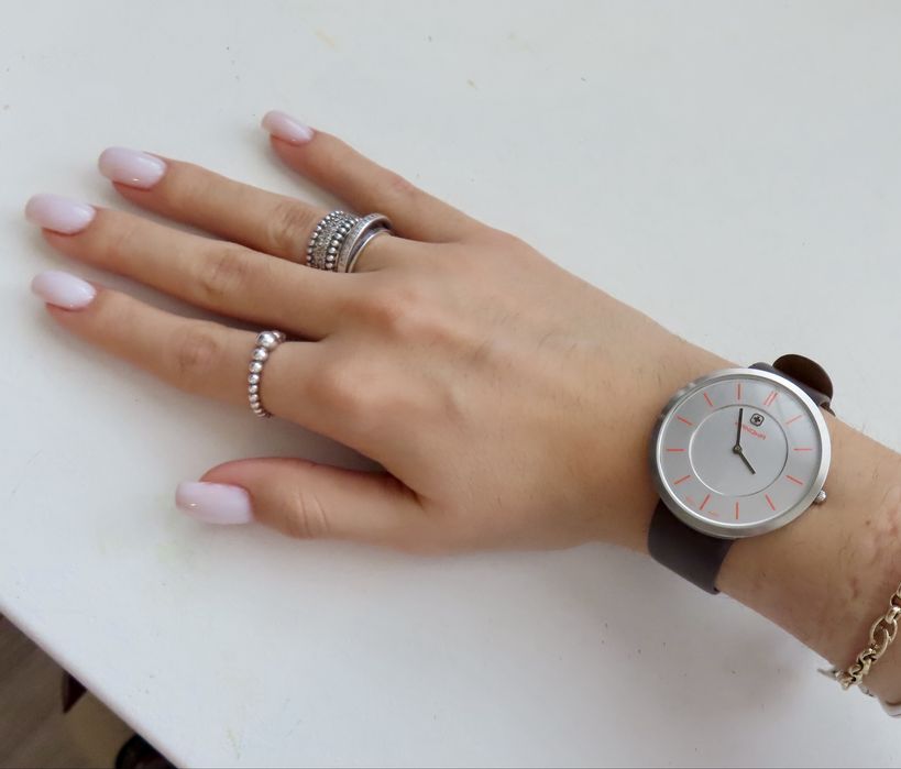 Дамски часовник Hanowa Swiss Lady 42mm