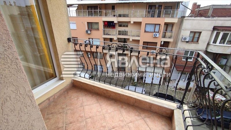 Продава се Двустаен апартамент в Созопол - 68 кв.м за 1353 €/кв.м - Снимка #6