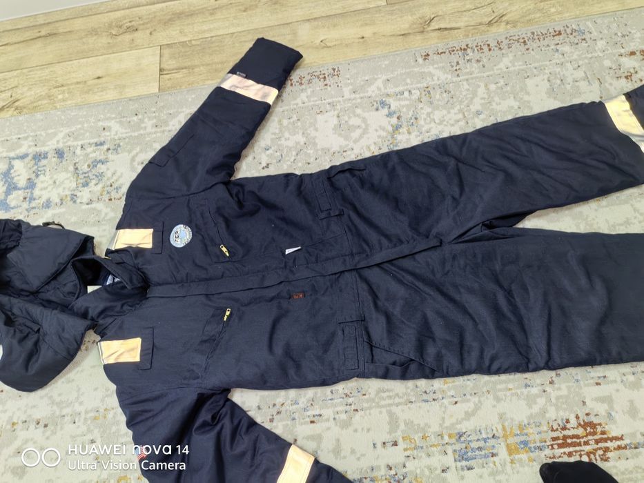 Комбинезон продам