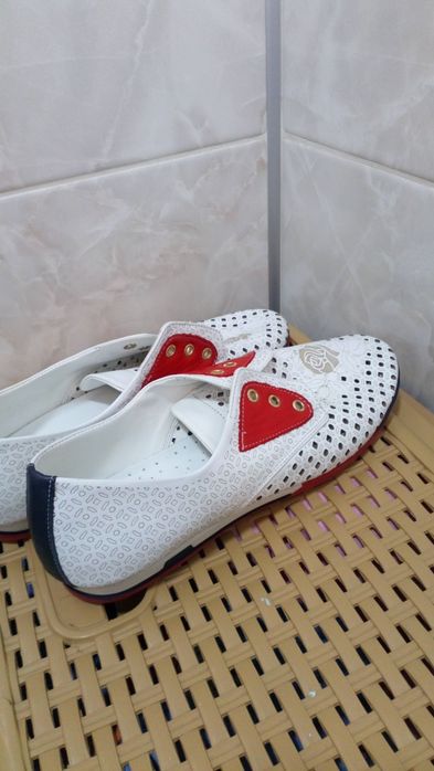 Дамски обувки естествена кожа