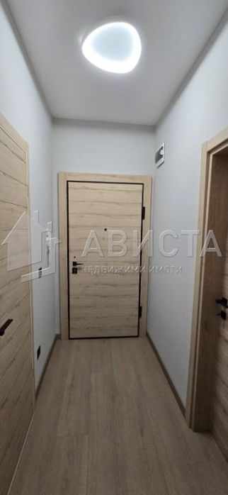 Дава се под наем Двустаен апартамент в София, Център - 60 кв.м за 1250 € - Снимка #3