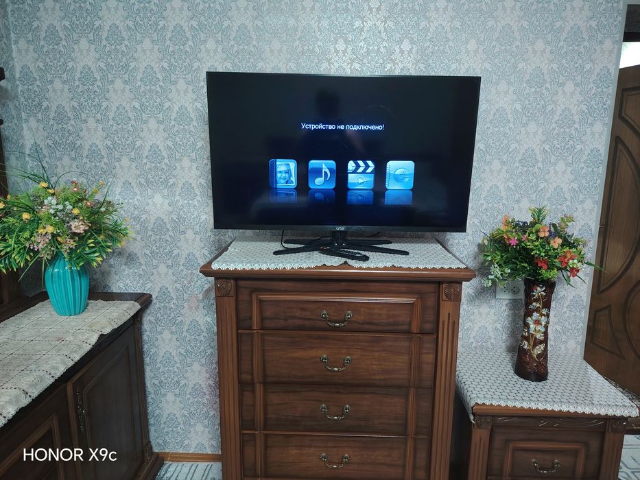 Artel 42 или 43, не смарт