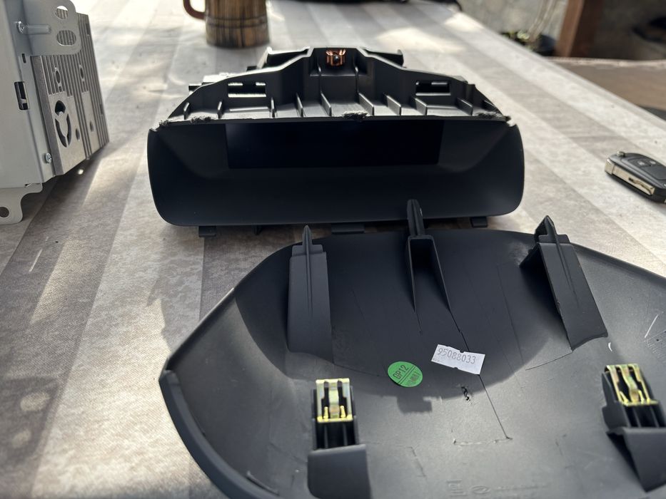 Чест от радио за опел мока