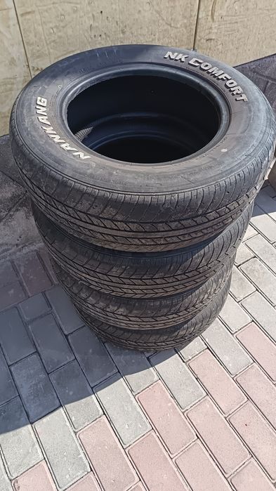 Шины летние комплект, шишек проколов нету.