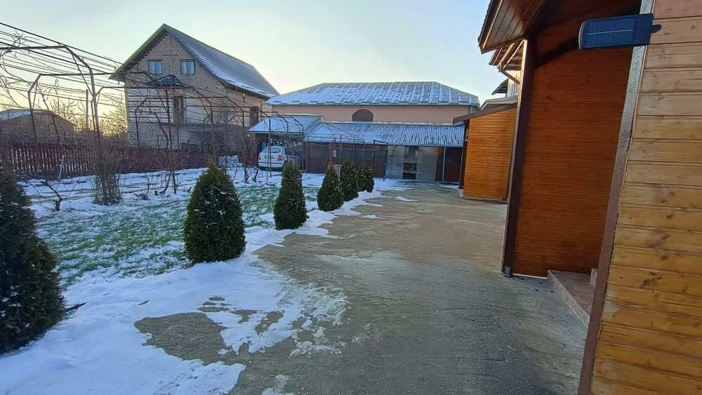Casa de vanzare complet utilata
