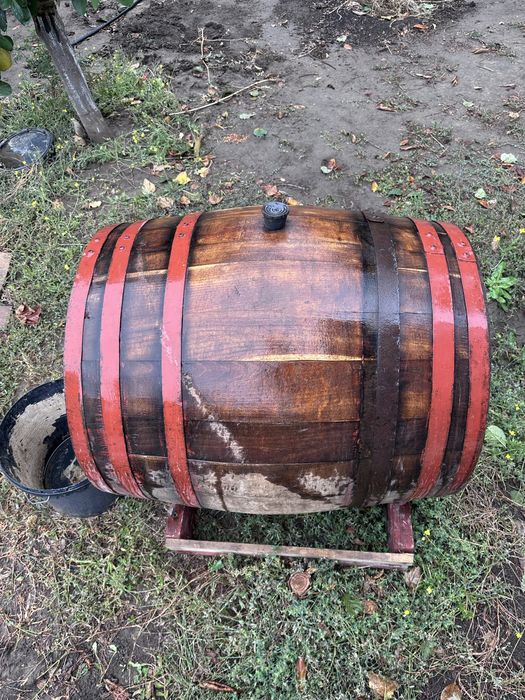 Vand butoi vin 250L si 50L