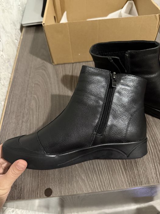 Продам женскую кожанную обувь!