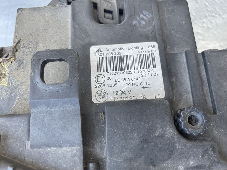 Десен фар БМВ Х3, Е83 (far bmw x3, e83)