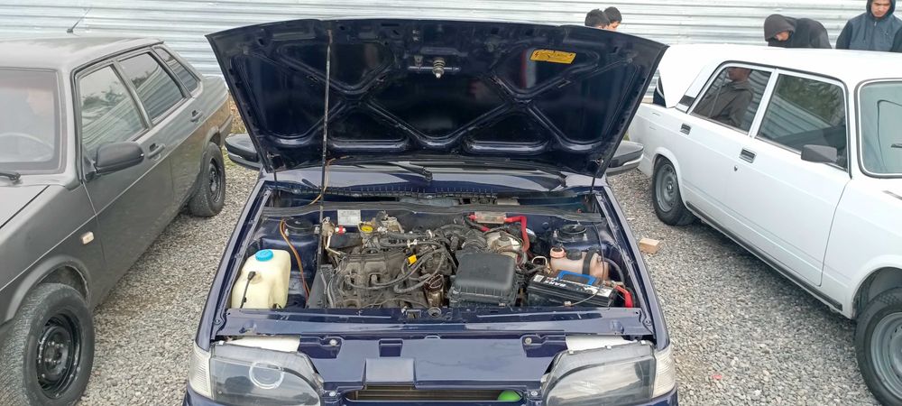 Ваз 2115 в хорошем состоянии.