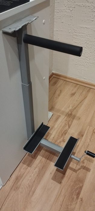Крепление для системного блока Компьютера