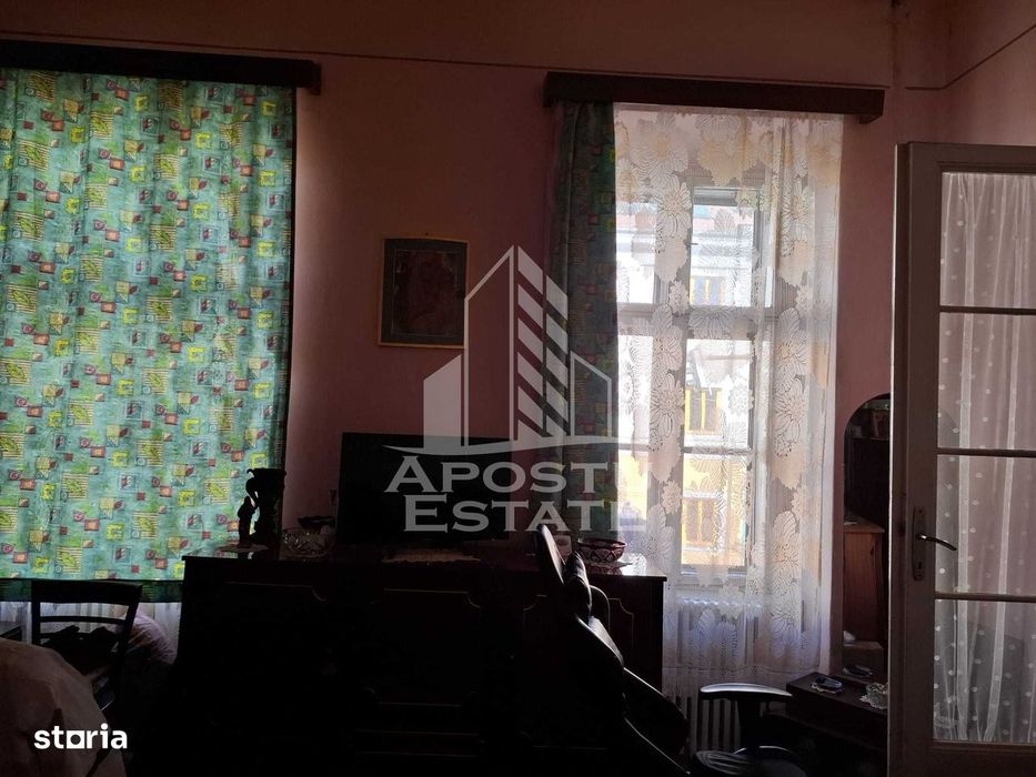 Apartament 3 camere de vanzare zona Piata Marasti Timisoara