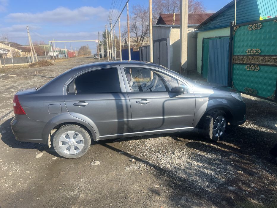 Продам шеврале  нексия