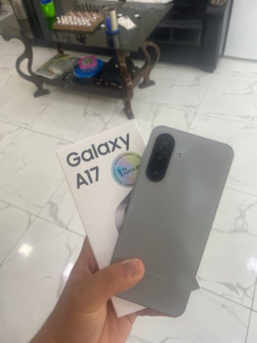 Samsung a17 6/128