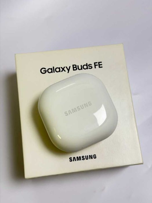 наушники Samsung Galaxy Buds FE лот I076308 (г.Атырау, Лесхоз 9/3)
