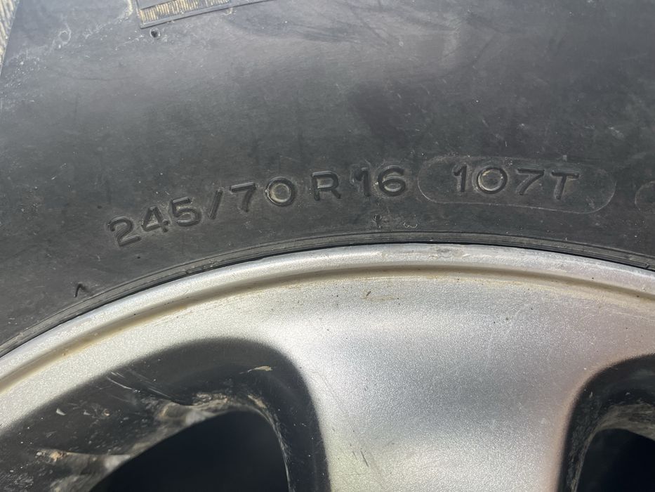 Vand anvelope Michelin 245/70 r16 M+S