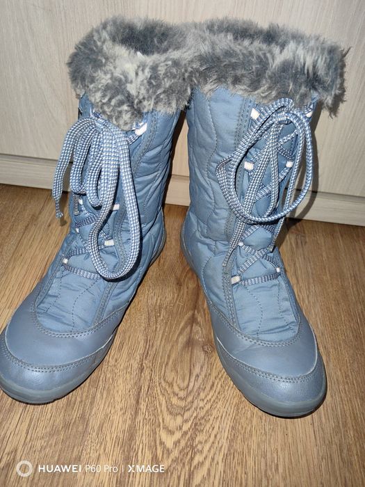 Детски ботуши Декатлон 37 и 38 номер.