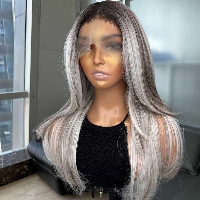 Елегантна сребристо руса перука с тъмни корени - 13×4 Lace Front
