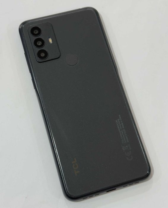 TCL 305 32GB 2GB RAM
