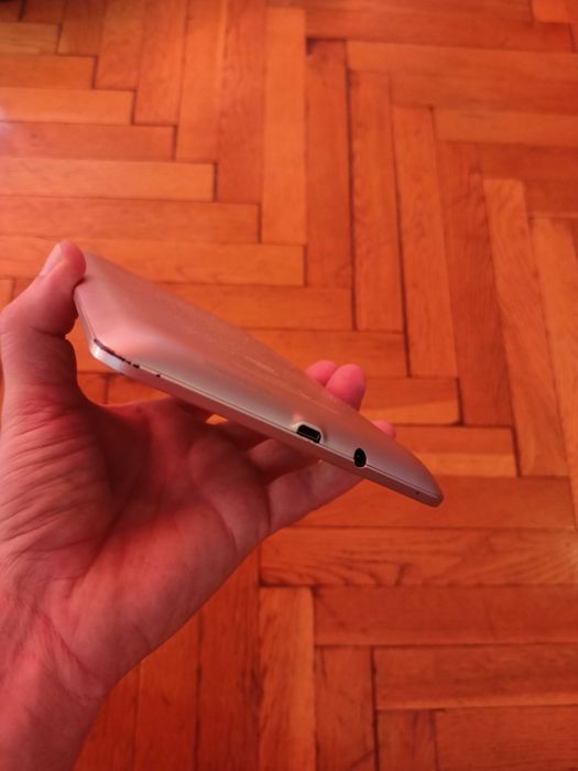 Asus 7 inc таблет