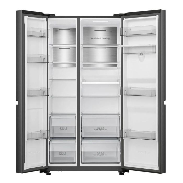 Новый холодильник Hisense