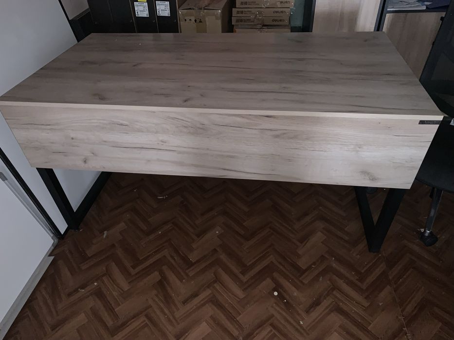 Ofis mebeli to‘plami — stol + shkaf + tumbochka + 2 ta stul