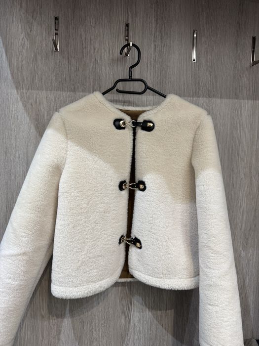 Дамско пухено яке Zara