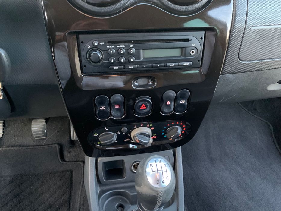 Dacia duster 1.5dci 110 cp 6trepte proprietar