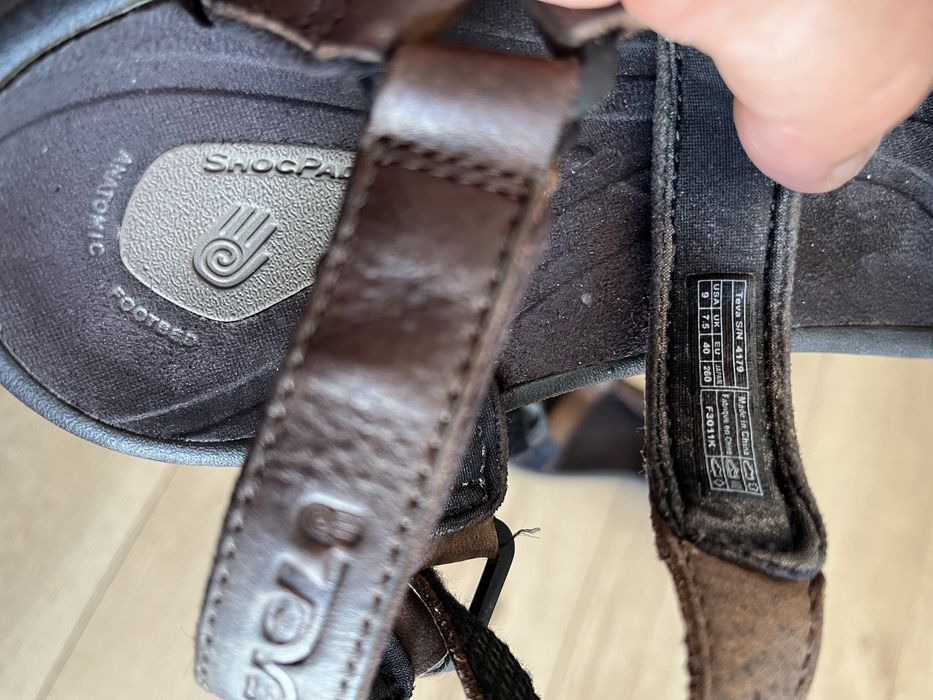 Sandale Teva 40 barbati