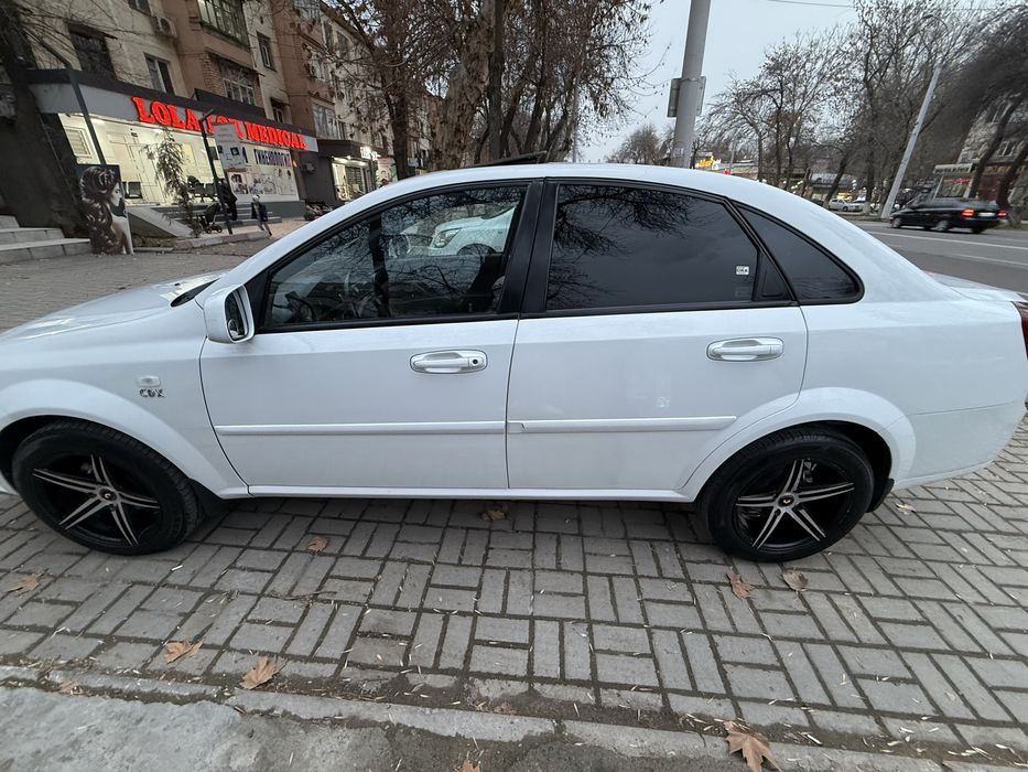 Chevrolet Gentra 2019 avtomat srochno sotiladi