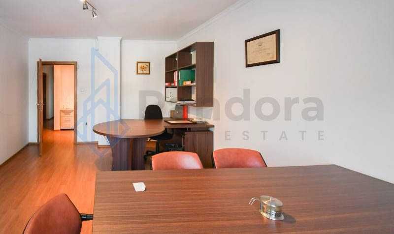 Дава се под наем Тристаен апартамент в София, Лозенец - 100 кв.м за 525 € - Снимка #3