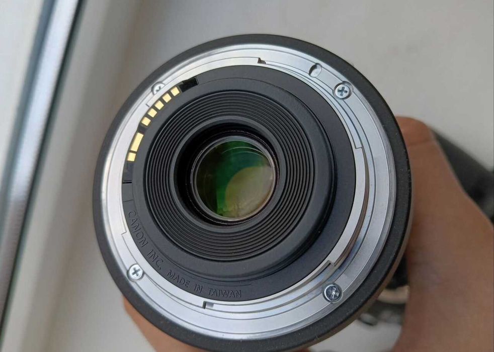 Canon EOS 90D 18-135mm