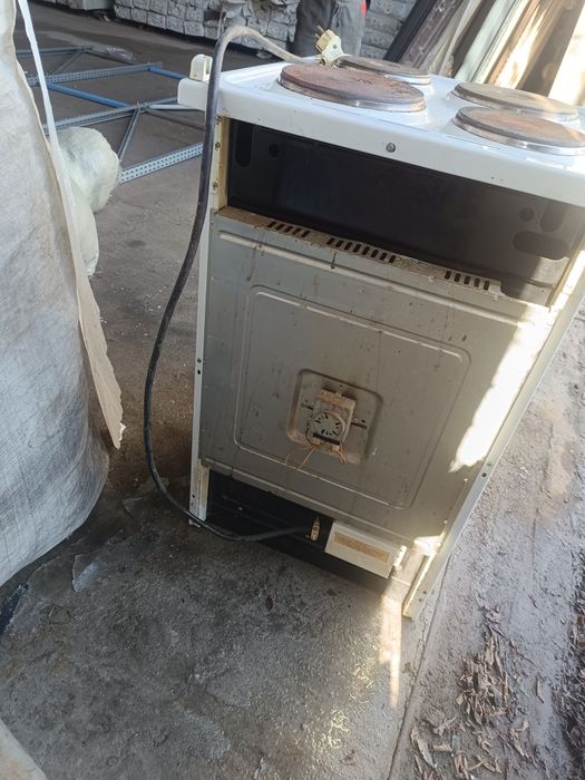 Продам кухонную плиту