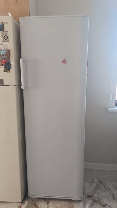 Морозильник Бирюса холодильник